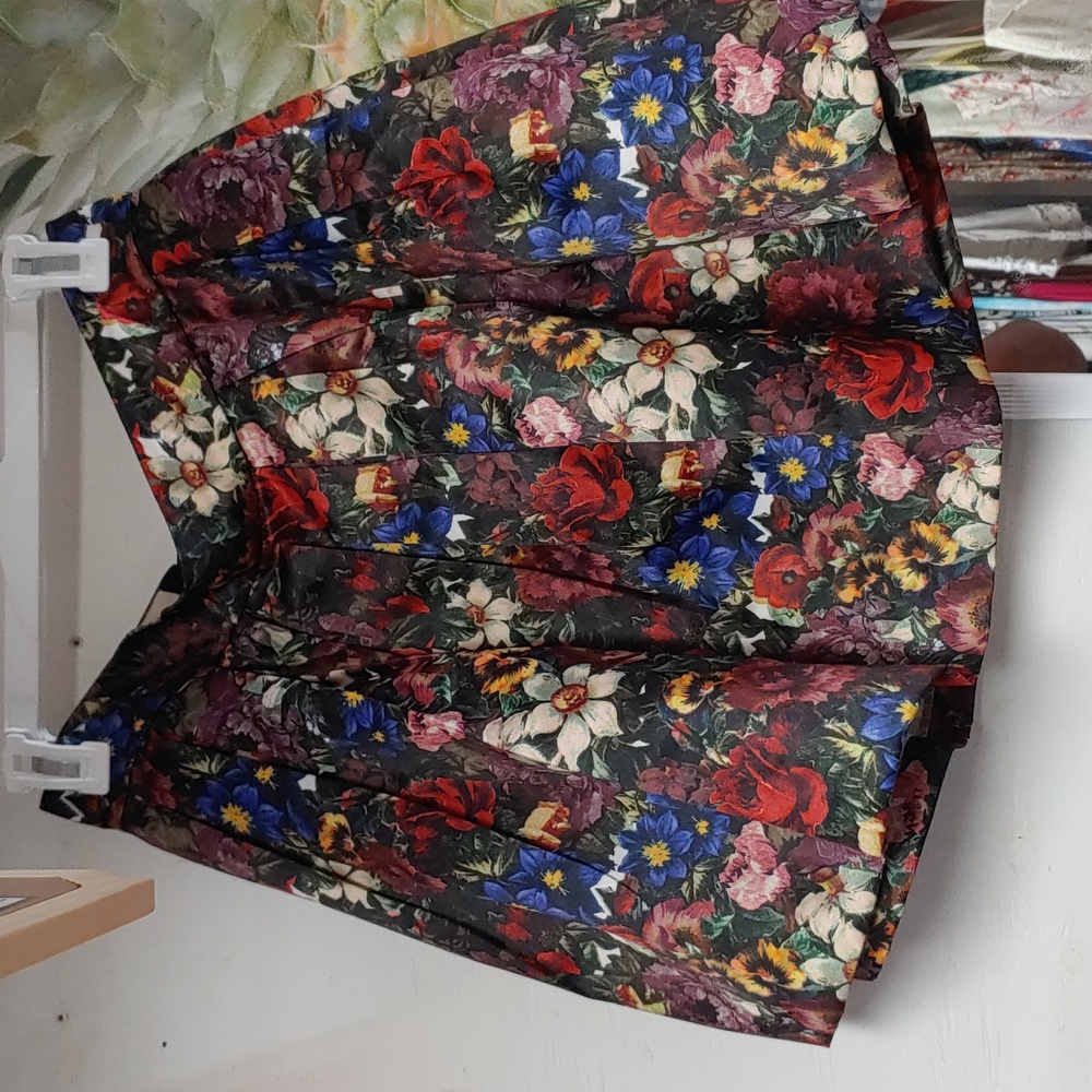 Floral Pleated Mini Skirt in Multicolor